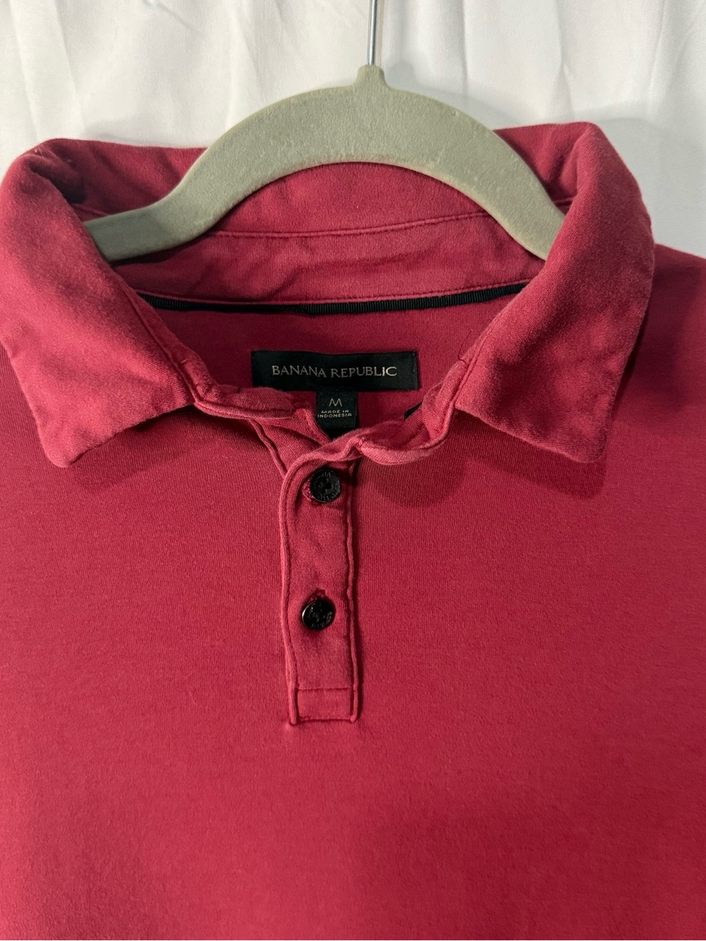 Banana Republic Men's Wine Red Polo Shirt  Size M - Picture 3 of 8